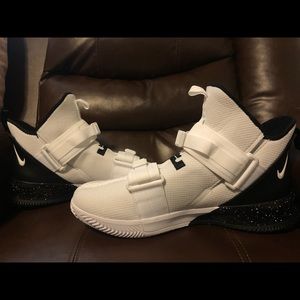 Nike LeBron Soldier 13 SFG TB